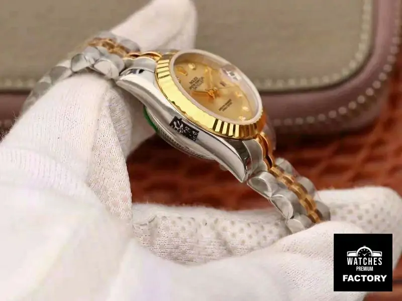 Rolex Lady Datejust 28mm 18K Gold Dial