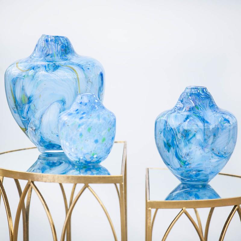 Unik skulptur kunstglass L 17 cm blå multi