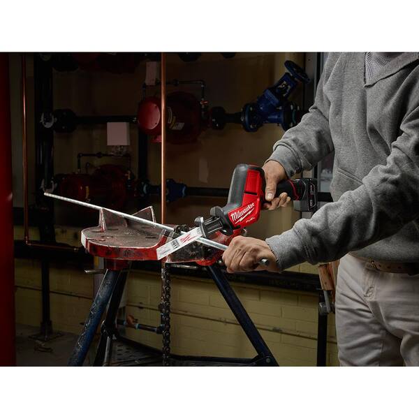 M12 FUEL 12V Lithium Ion Brushless Cordless HACKZALL Reciprocating Saw Kit W/M12 Rocket Stand Light Image 10