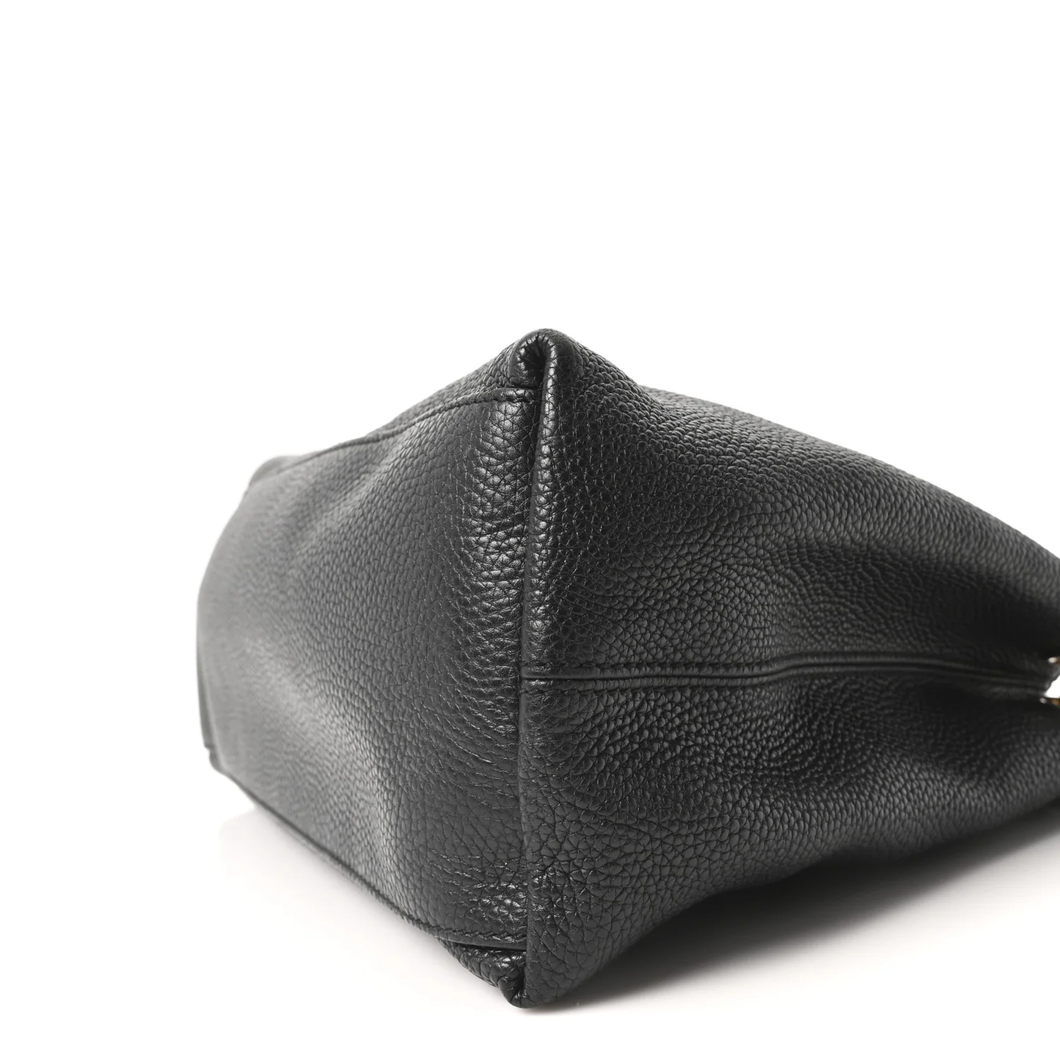 Pebbled Calfskin Medium Soho Chain Shoulder Bag Black