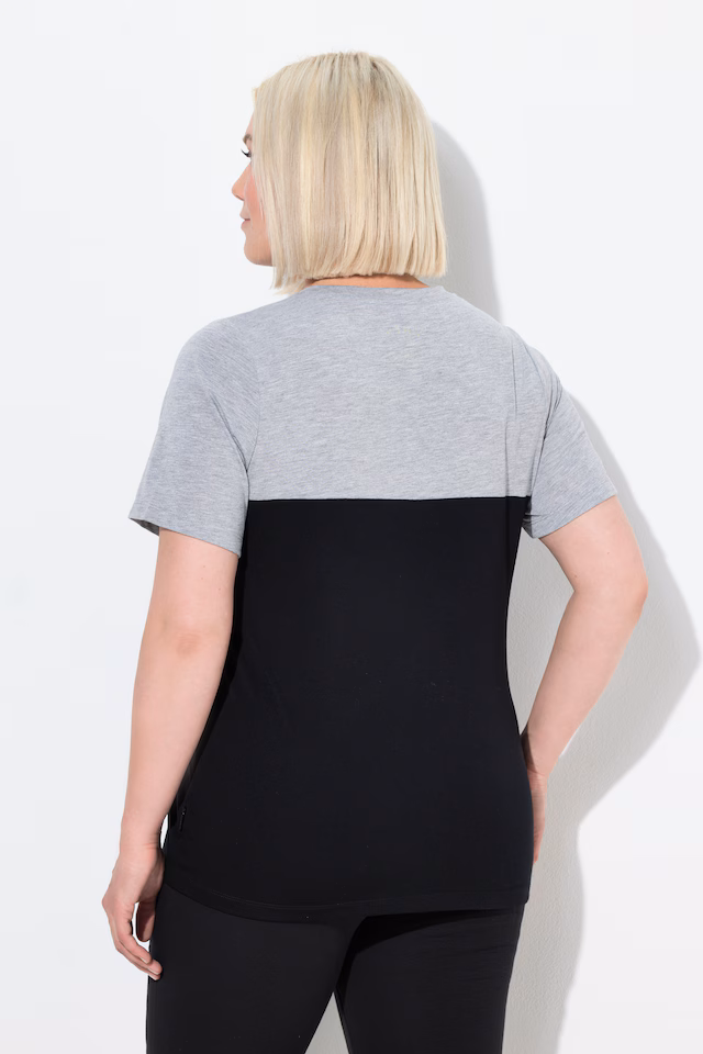 Nostalgic Escape Performance Shirt