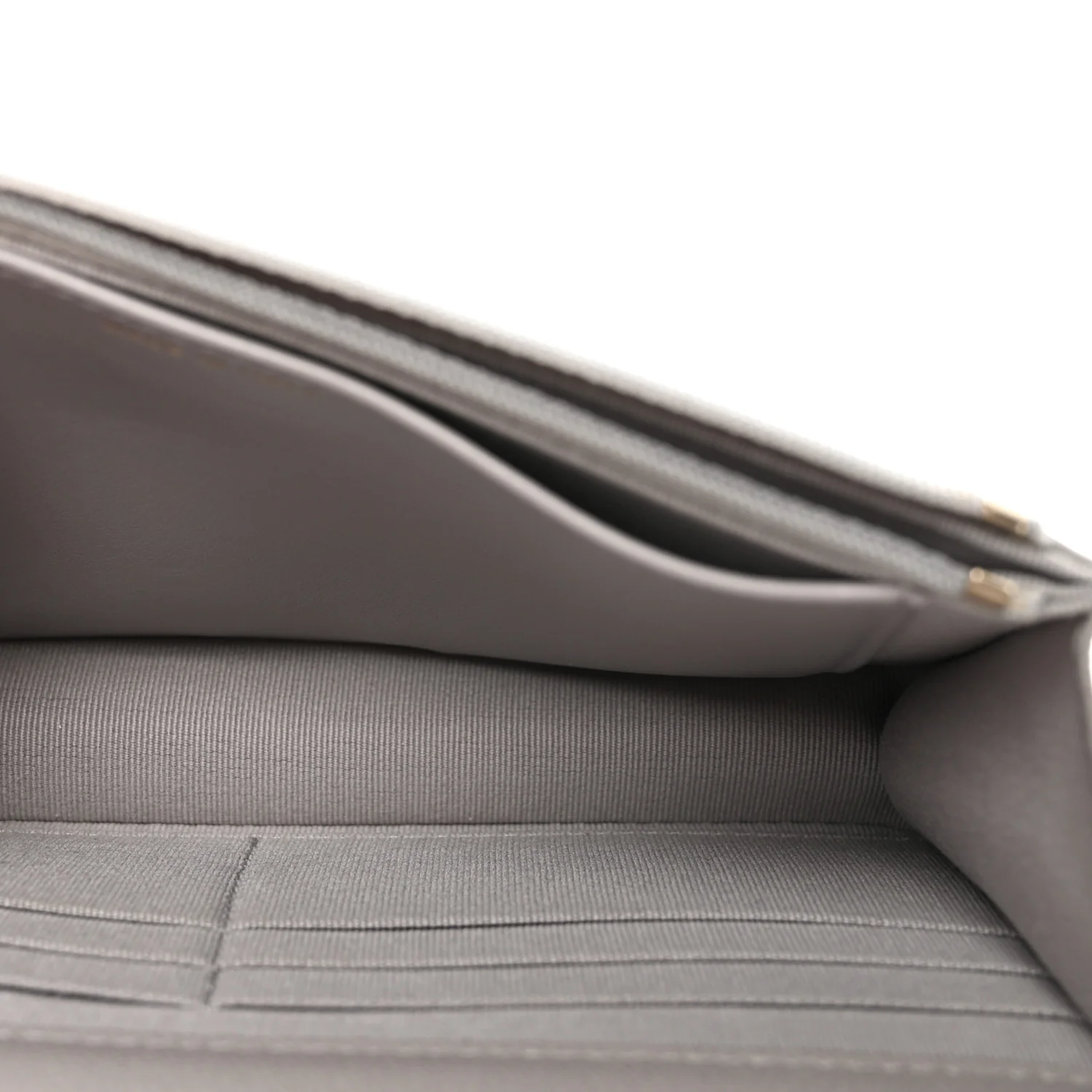 Caviar Quilted Studded CC Wallet On Chain WOC Grey