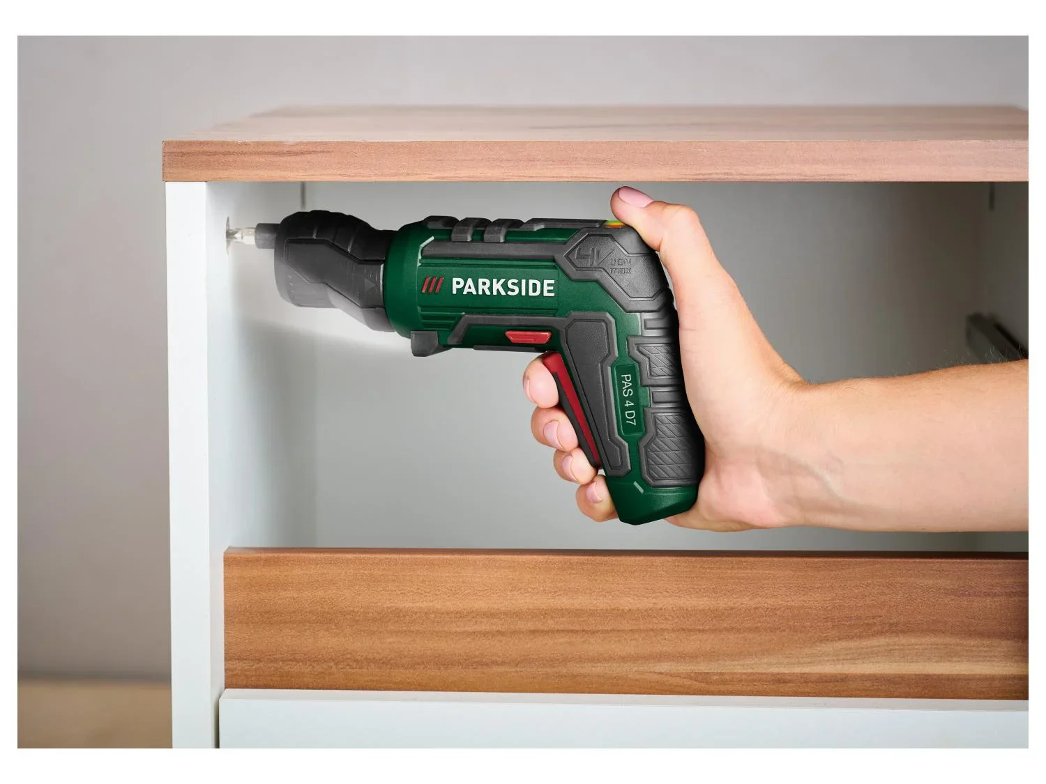 PARKSIDE Visseuse sans fil avec embouts interchangeables PAS 4 D7, 10 Nm, 4 V