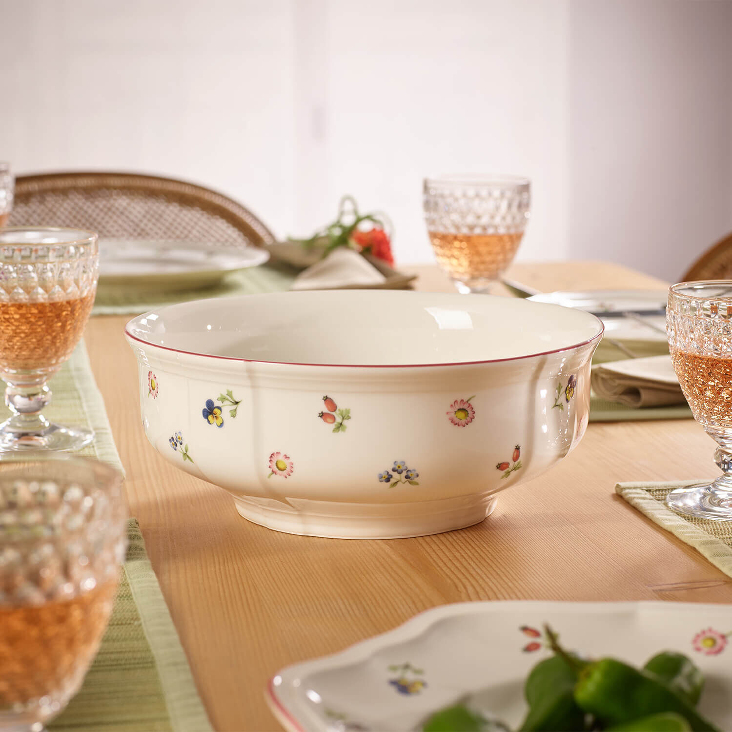 Petite Fleur Serving Bowl - White, 44 oz, Premium Porcelain