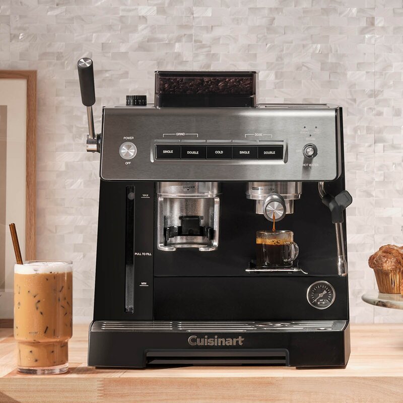 Espresso Bar Grind&Brew espressomaskin med kvern EM640E 2,2L