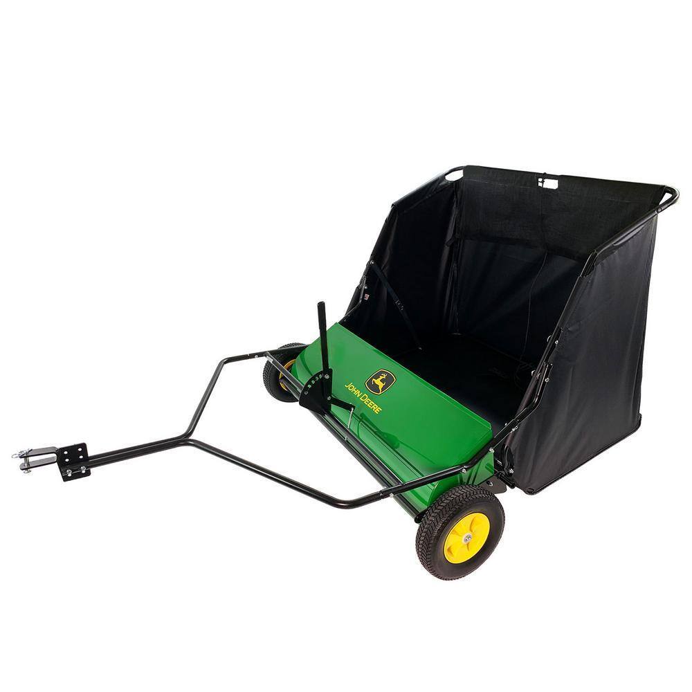 Balayeuse à gazon tractée John Deere 42″, capacité de 24 pi³, brosses réglables