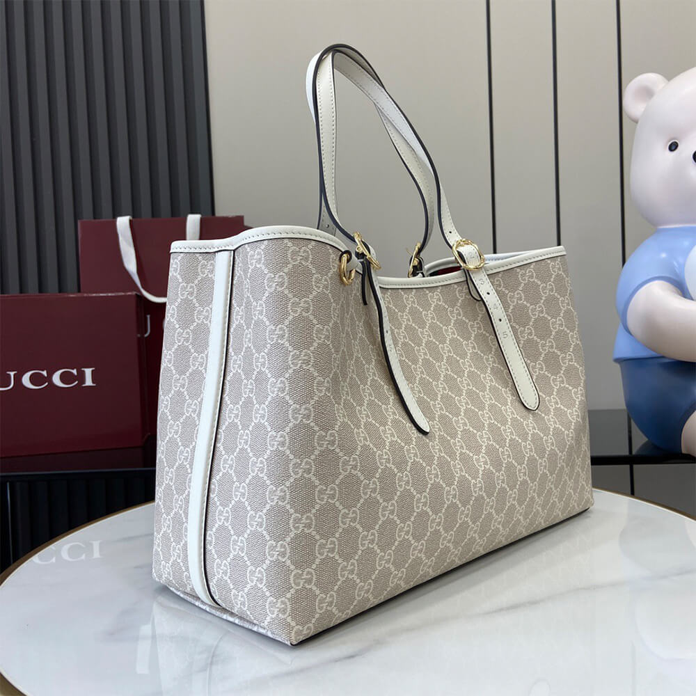GG Emblem large tote bag