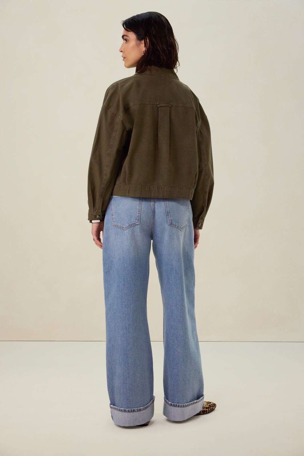 Donkergroen cropped jack