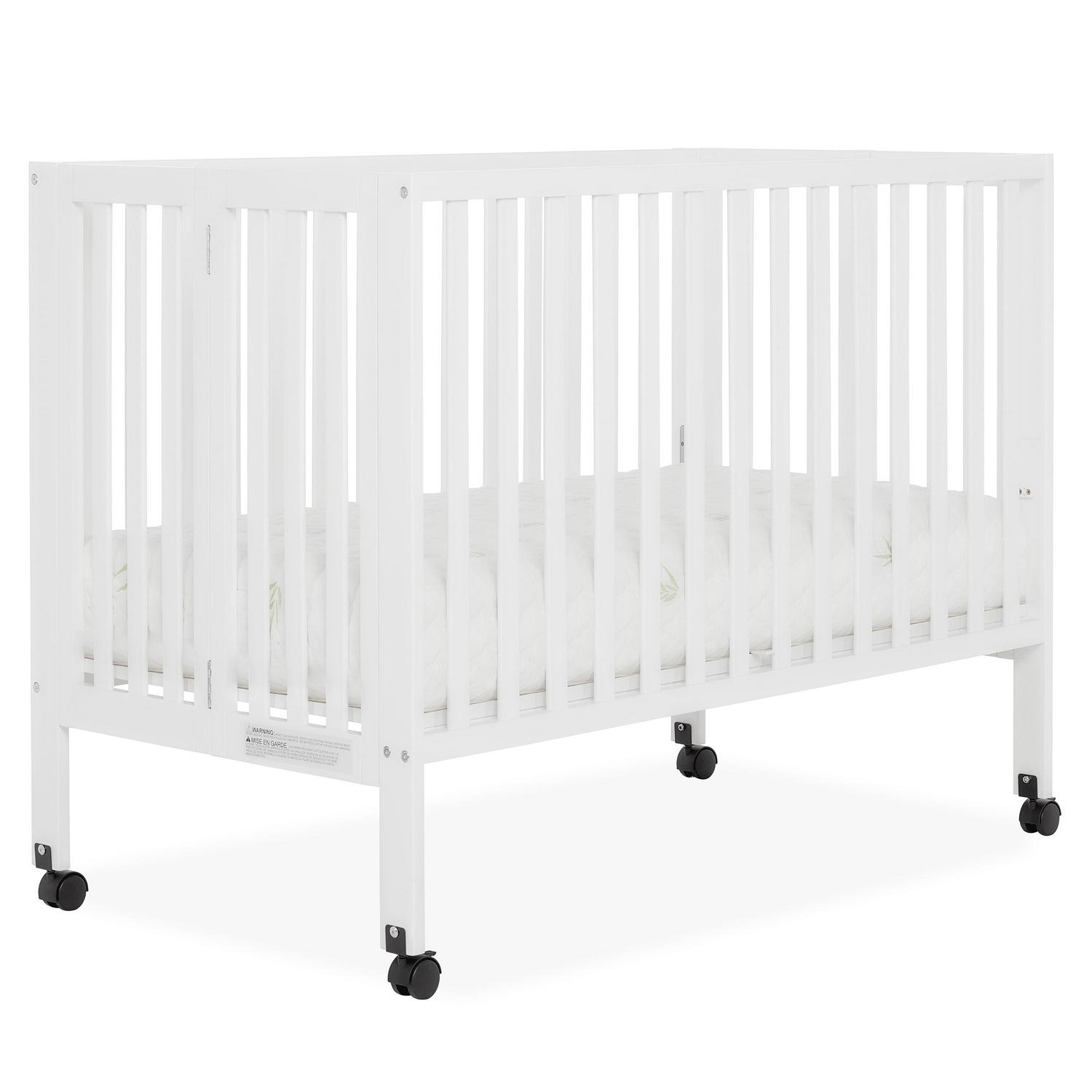 Quinn Full-Size Folding Crib. Removable Wheels. Modern Nursey. Adjustable Mattress Support. Patent Folding System in White