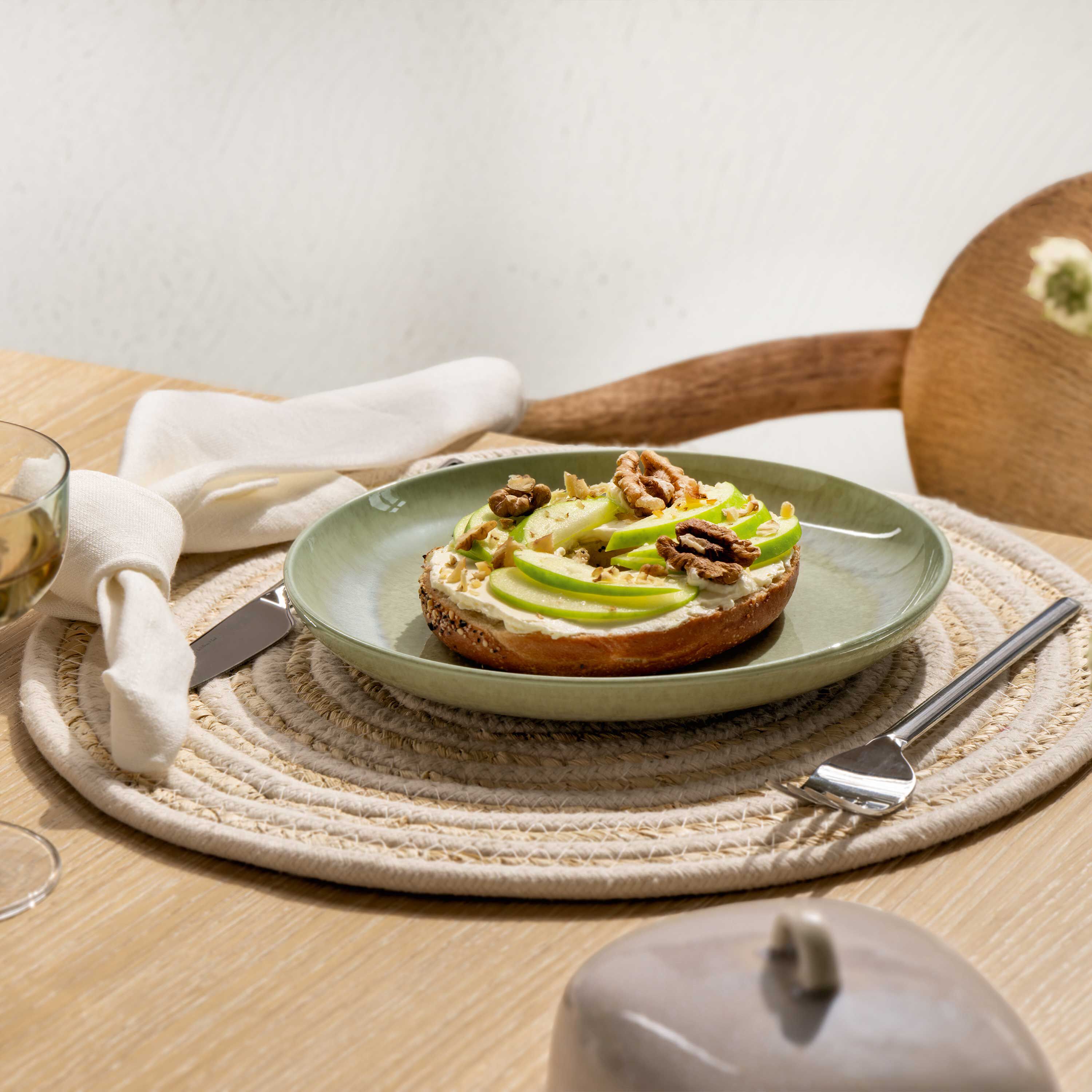 Perlemor Plate - Green, 8'' x 8'', Premium Porcelain