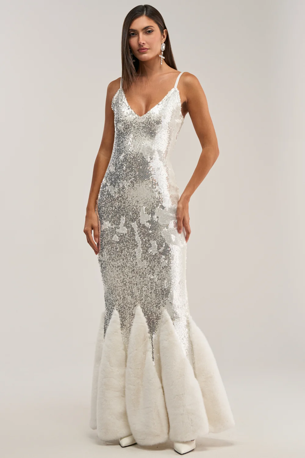WORTH THE STARES EMBELLISHED MAXI DRESS - Akira Store