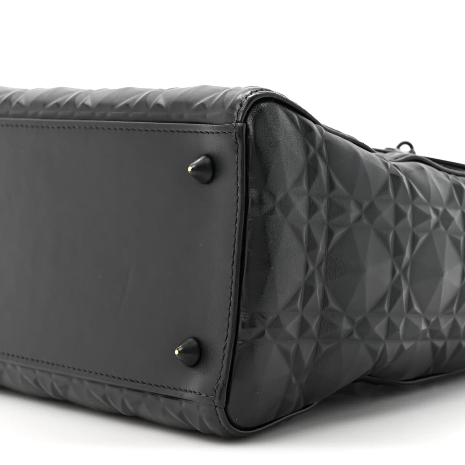 Calfskin Cannage Diamond Cannage Medium Lady Dior Black