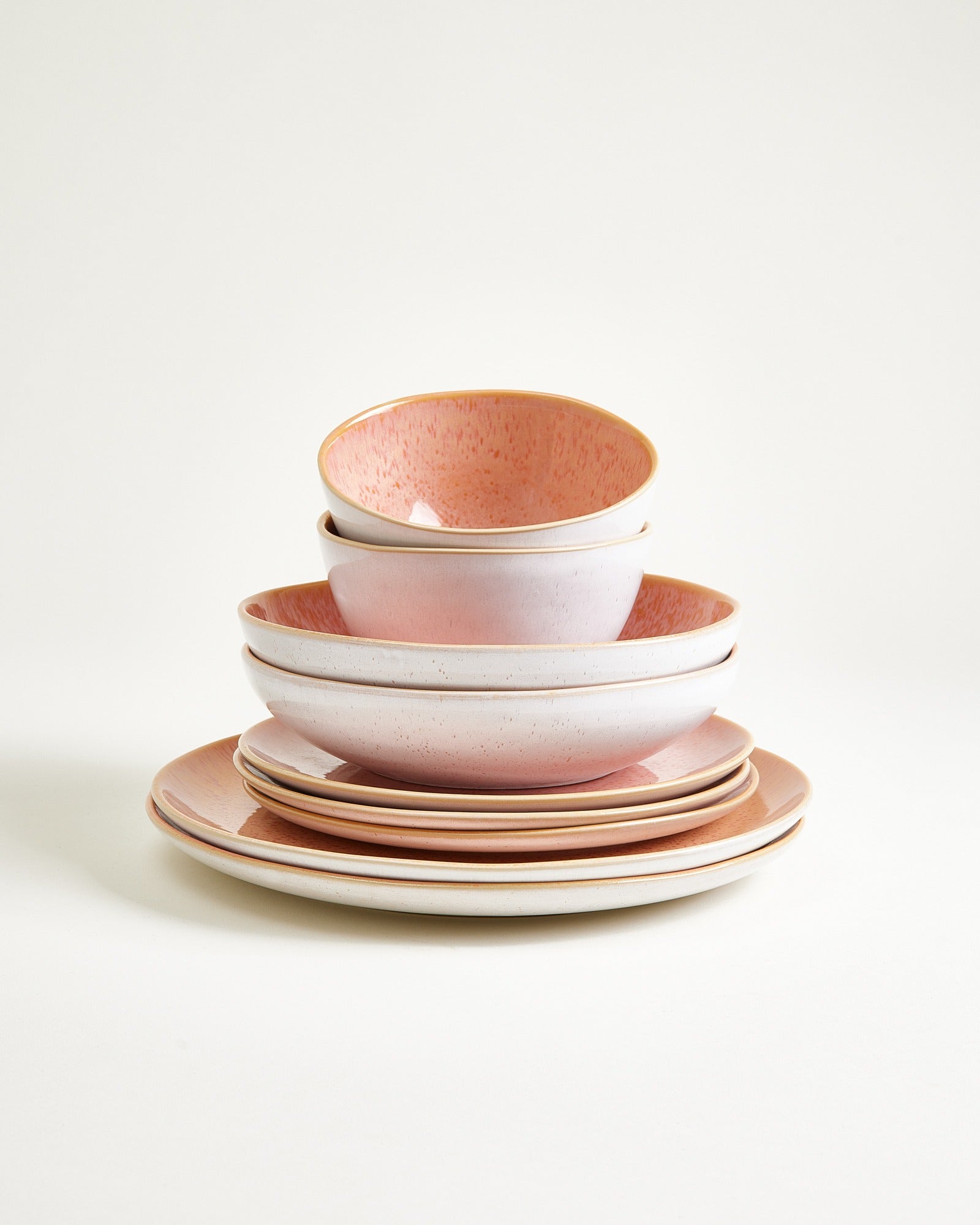 AREIA - TABLEWARE SET CLASSIC PINK 8 PIECES