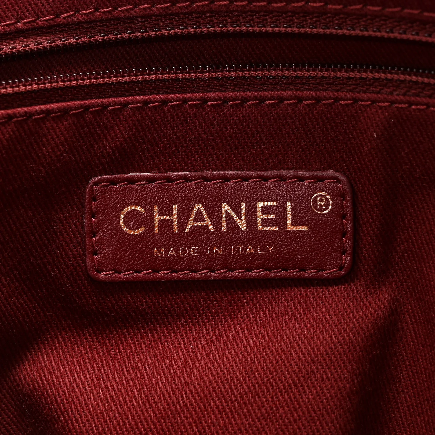 Glazed Caviar Quilted Small Shiva Tote Burgundy