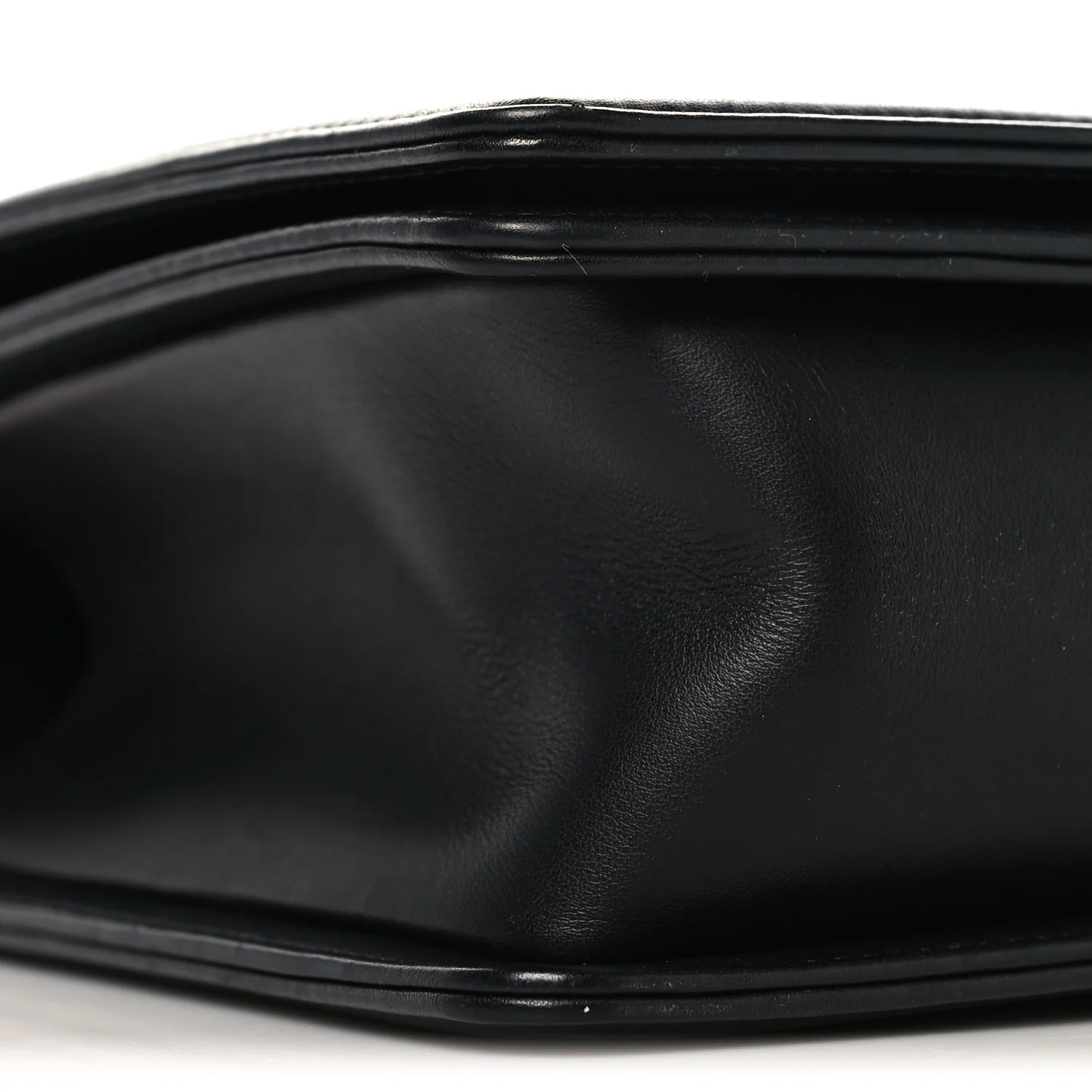 Lambskin Quilted New Medium Boy Flap Black