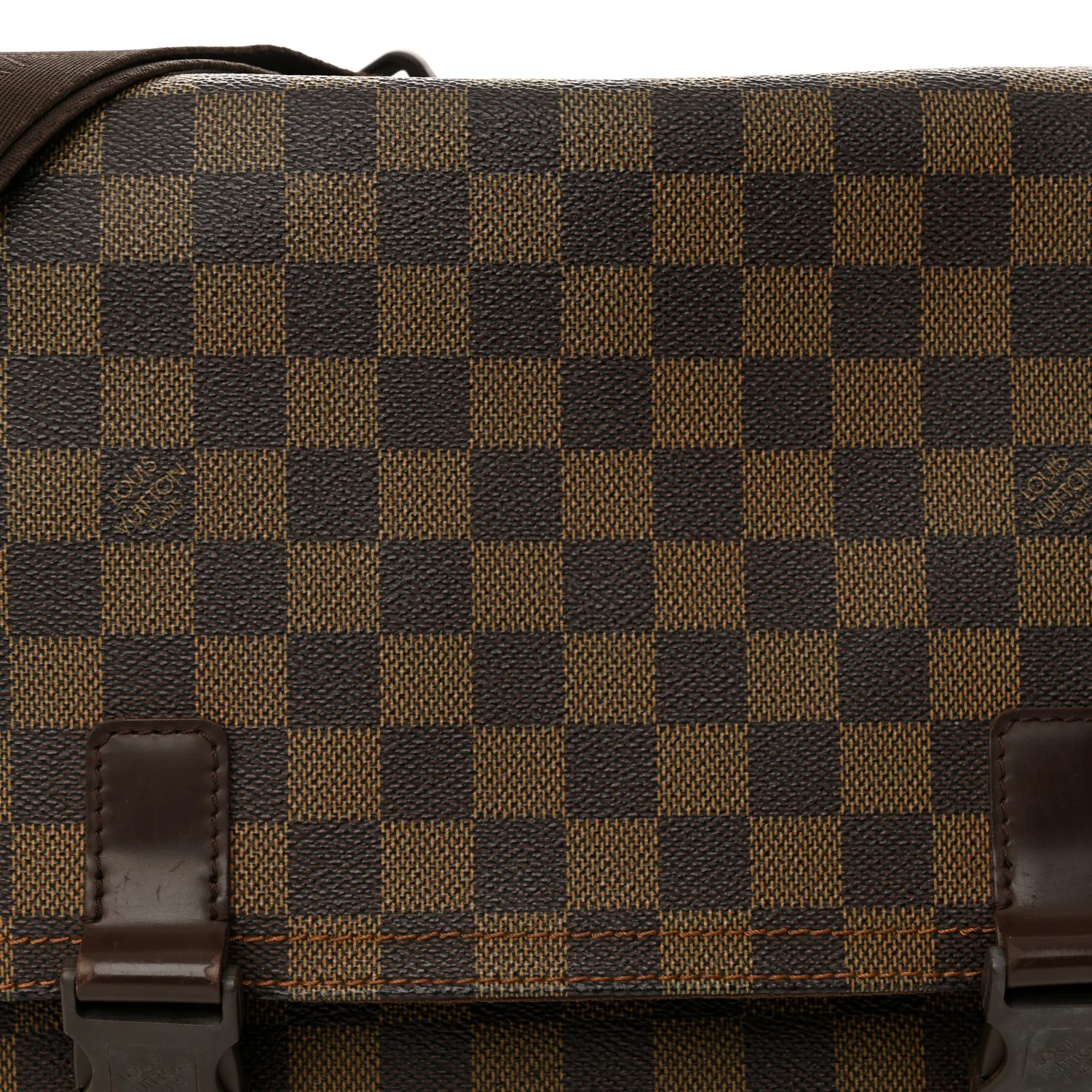 Damier Ebene Melville Messenger Bag