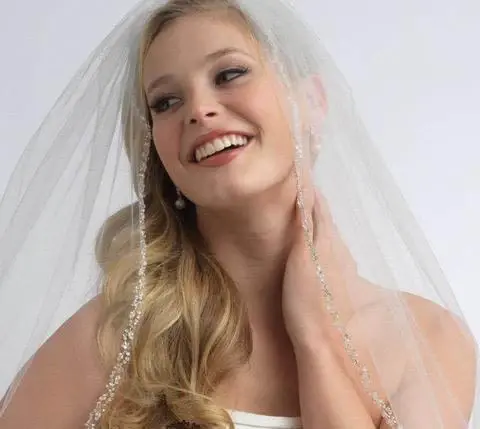 One Layer Fingertip Beading Edge Wedding Veil with Crystals and Sequins WV2