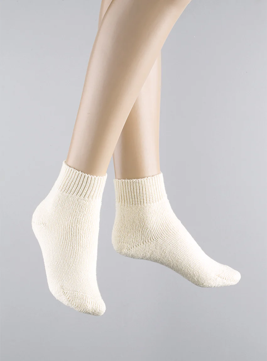 Chaussettes de nuit femme en laine blanc/écru