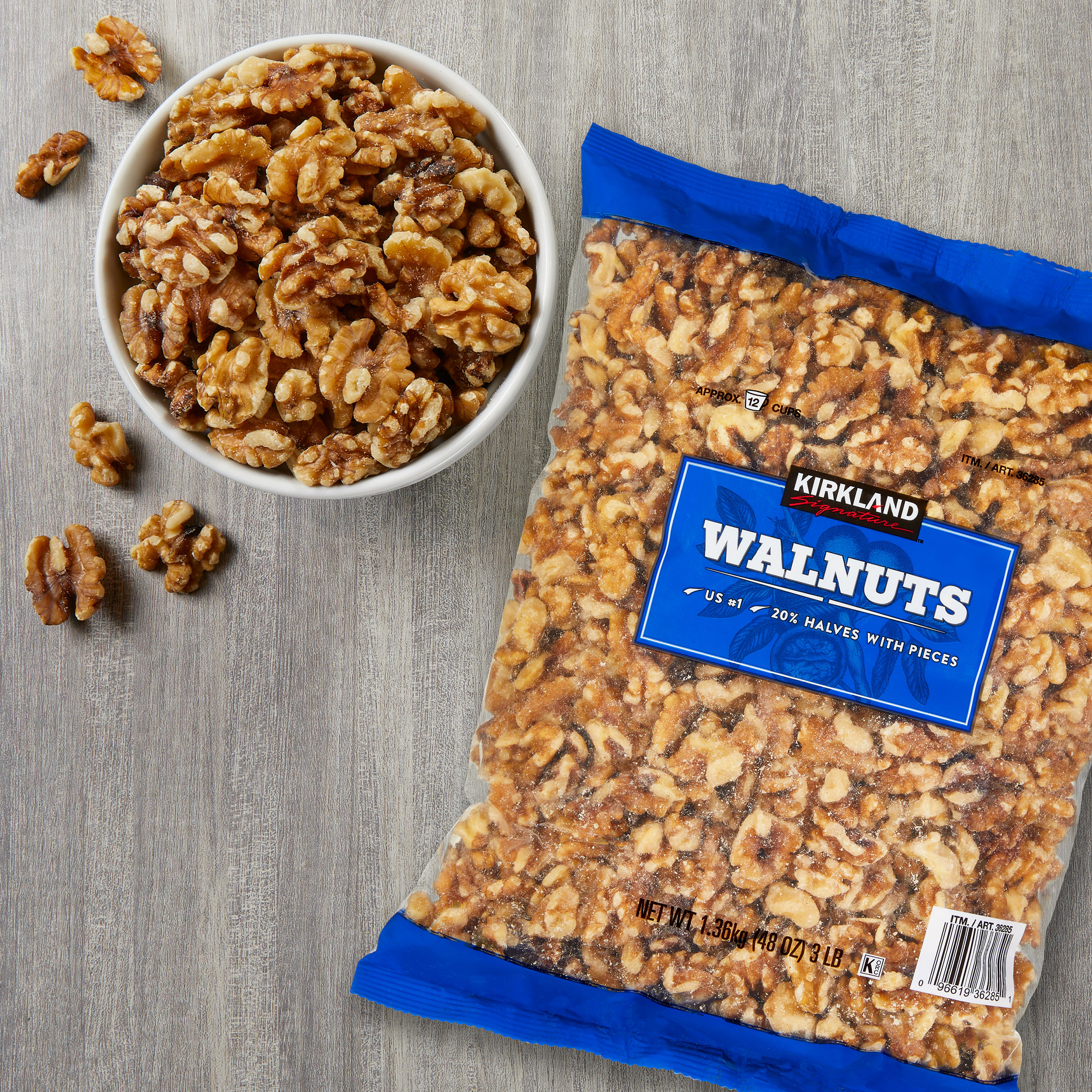 Kirkland Signature Walnut Halves, 3 lb