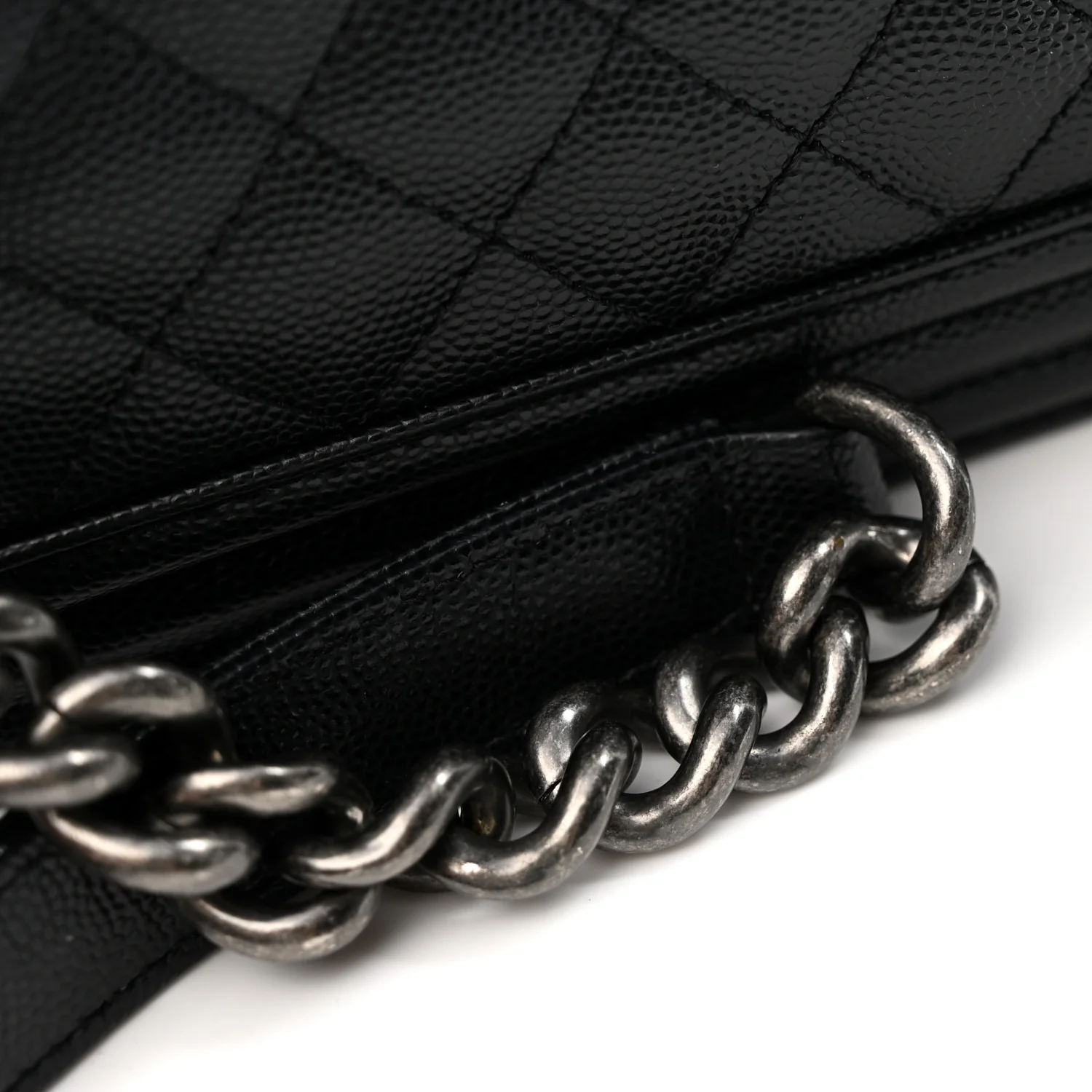 Caviar Quilted New Medium Boy Flap Black