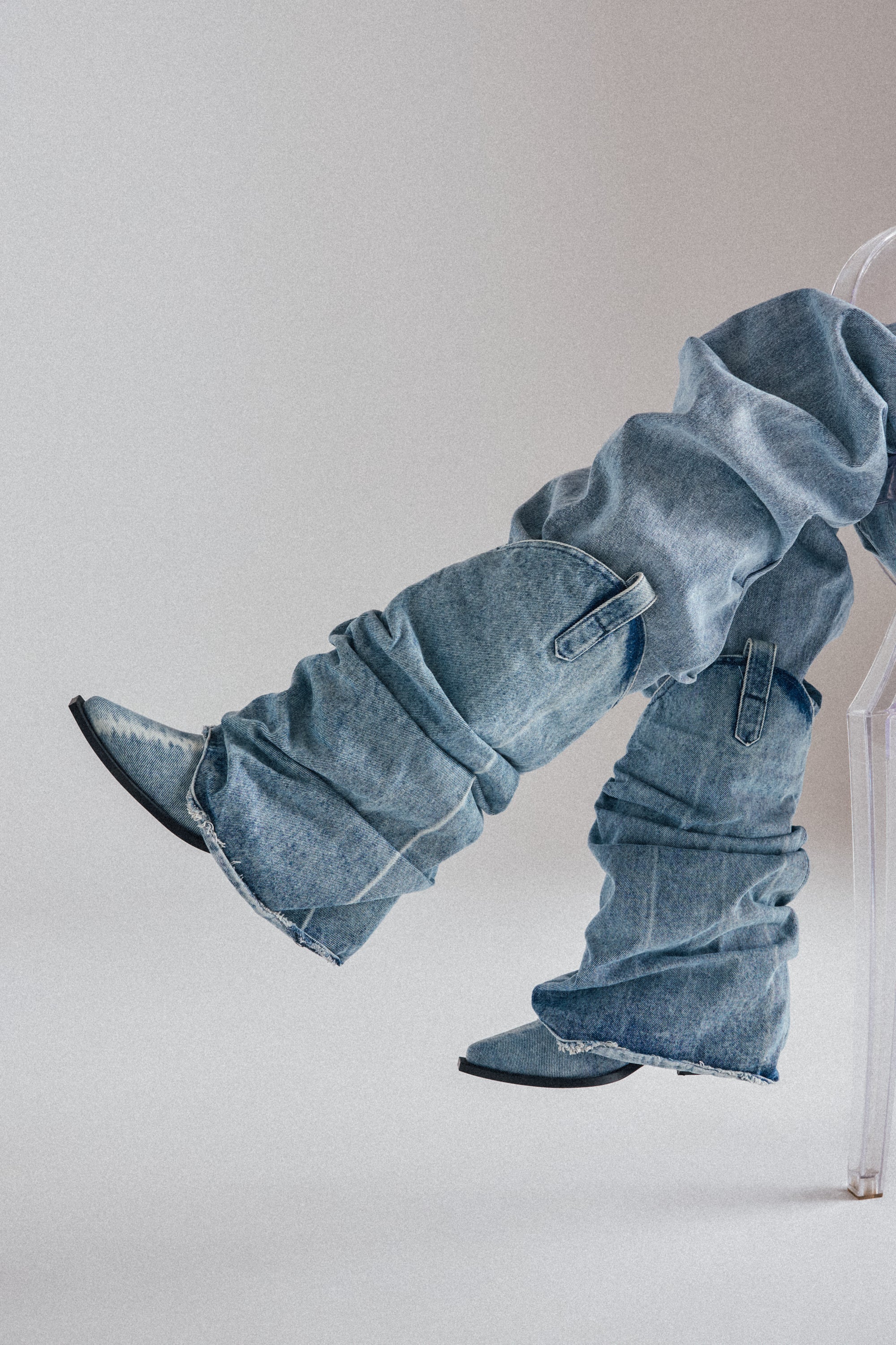 AZALEA WANG HAWSTON DENIM WESTERN FOLD-OVER BOOT - Akira Store