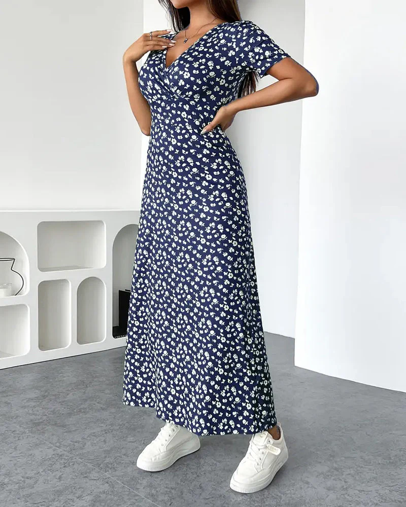 Robe moulante imprimée élégante