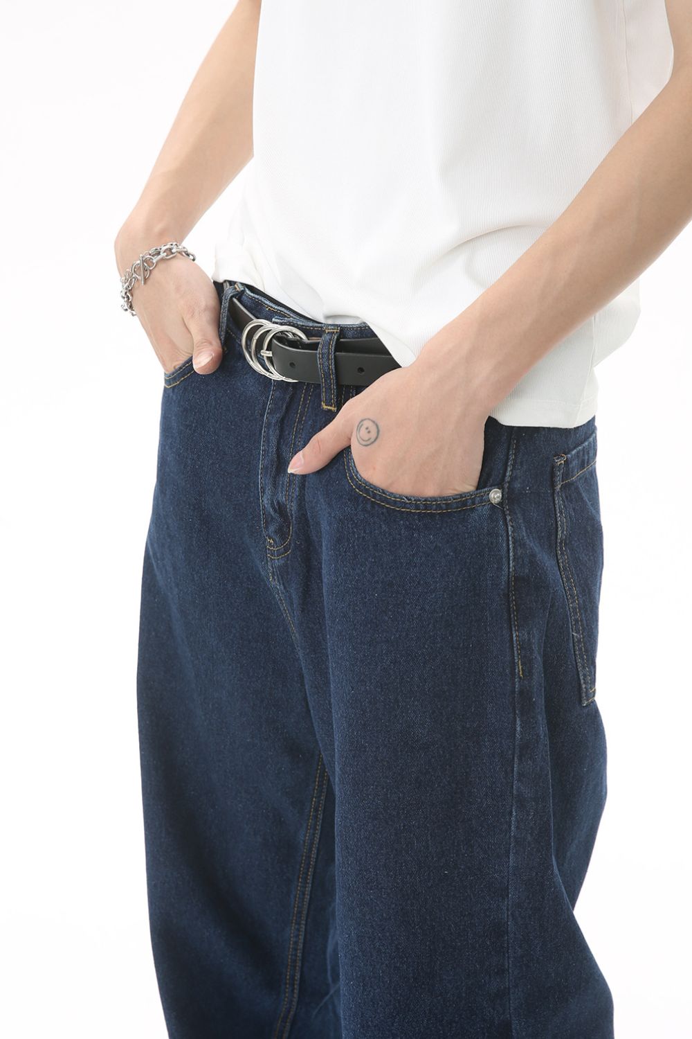 Men’s Mid Rise Straight Leg Jeans