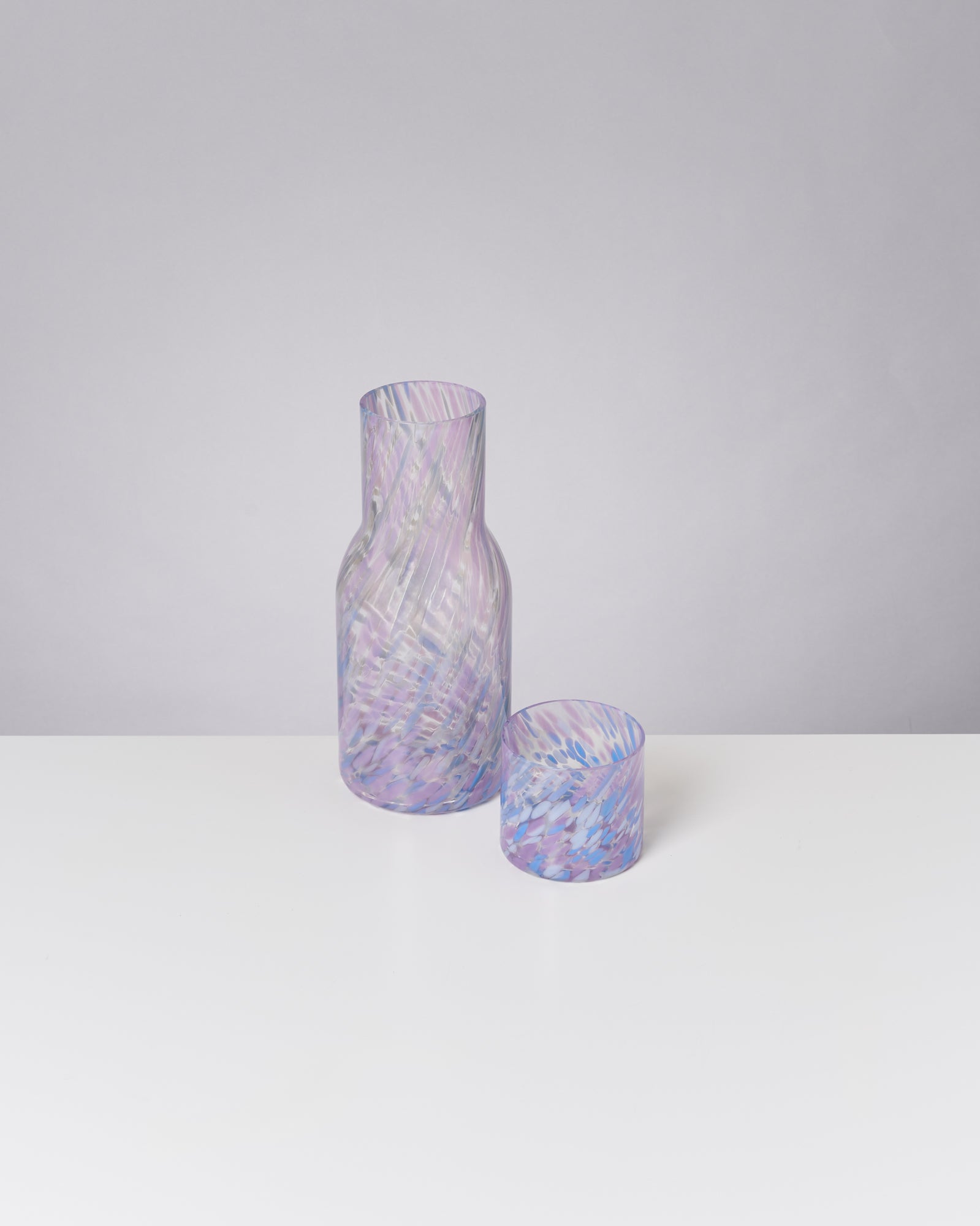 JOIA - GLASS CARAFE DROPS BLUE PURPLE