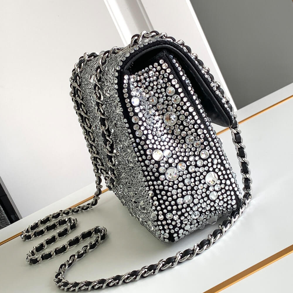 Chanel mini flap(HIGH-END GRADE)
