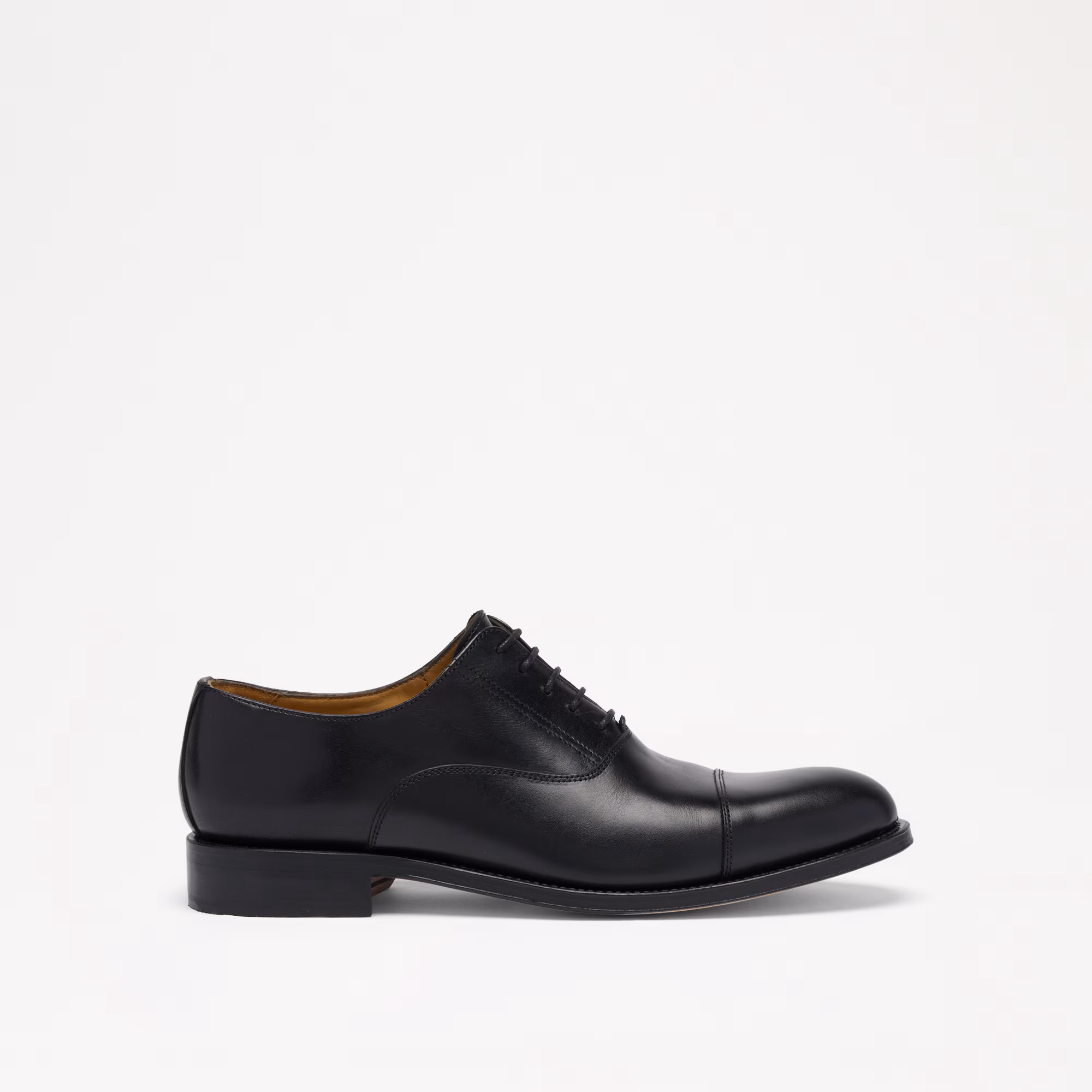Barton Oxford<br>Lace-Up Oxford