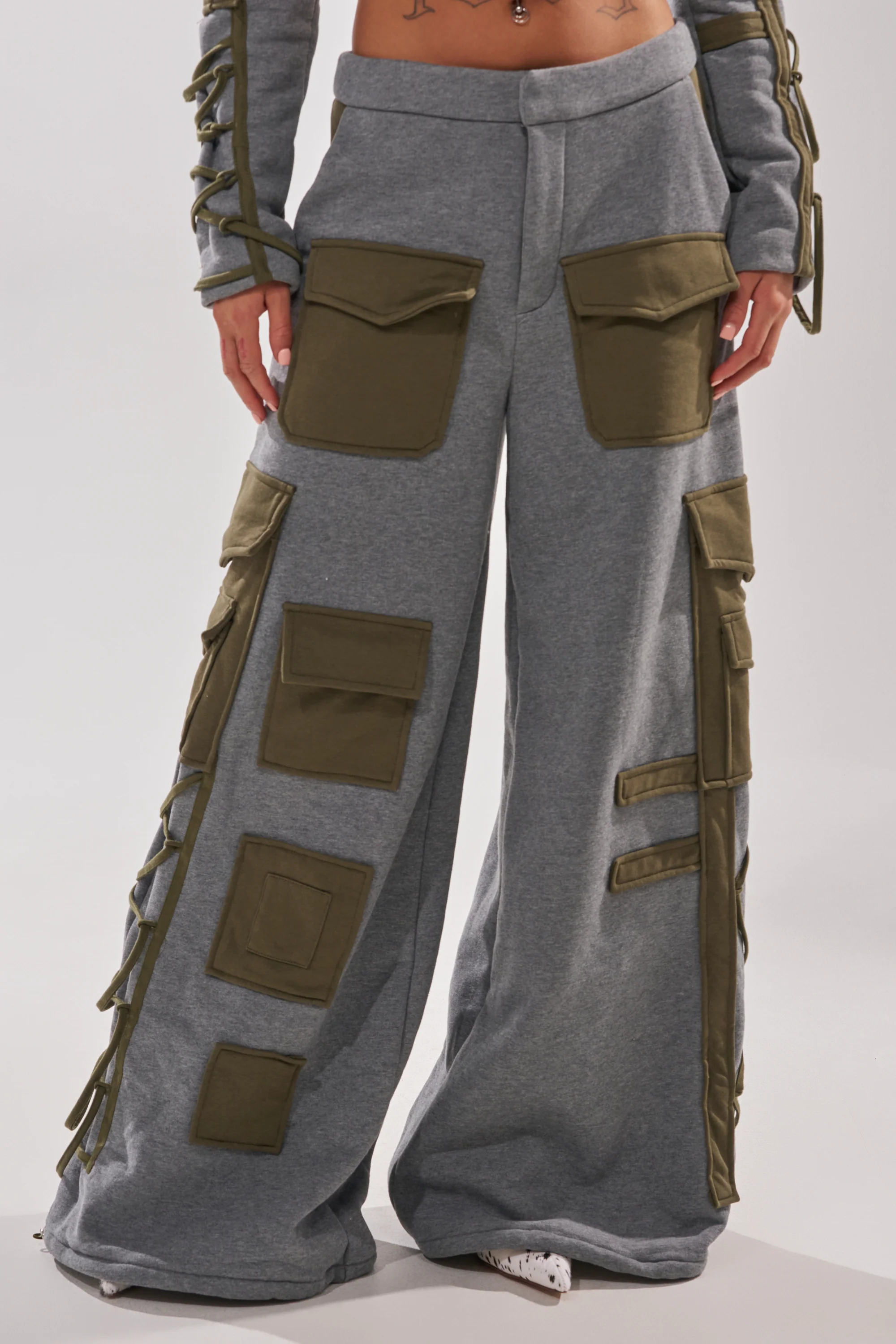 CRAZY IN LOVE TROUSER - Akira Store