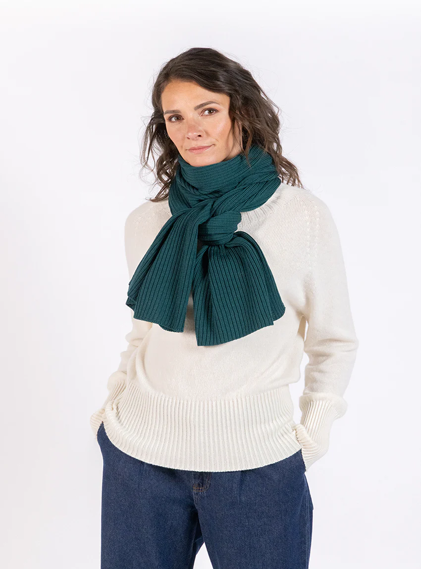 Echarpe en laine mérinos vert nuit