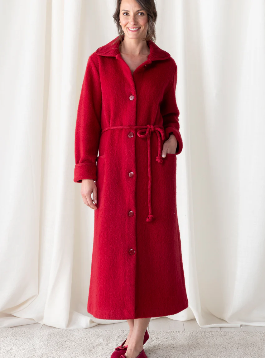 Robe de chambre femme en laine des Pyrénées rouge griotte