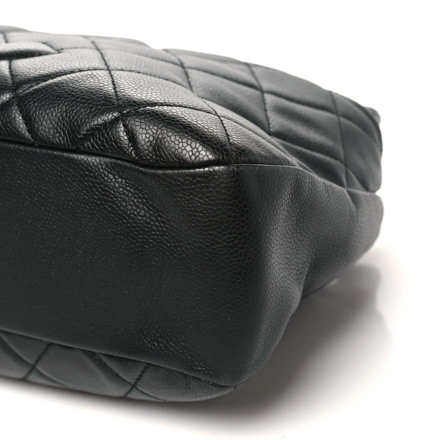 Caviar Quilted CC Timeless Soft Tote Black