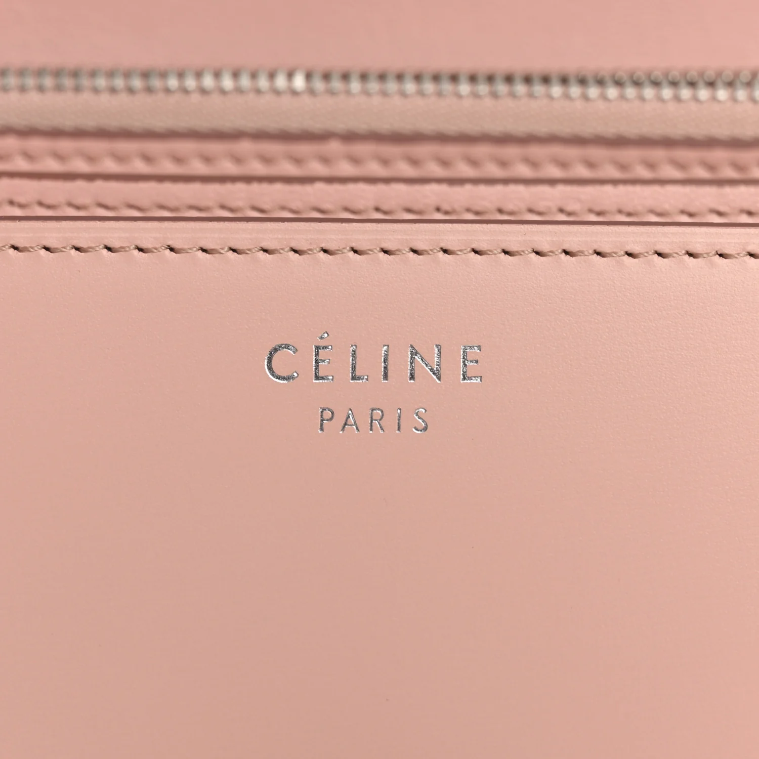 Smooth Calfskin Medium Classic Box Flap Bag Pink