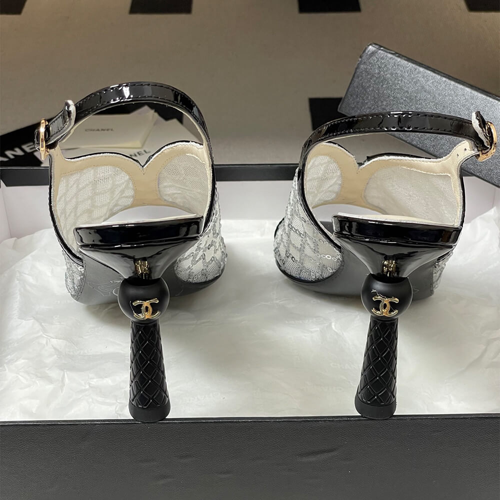 CHANEL Sandals