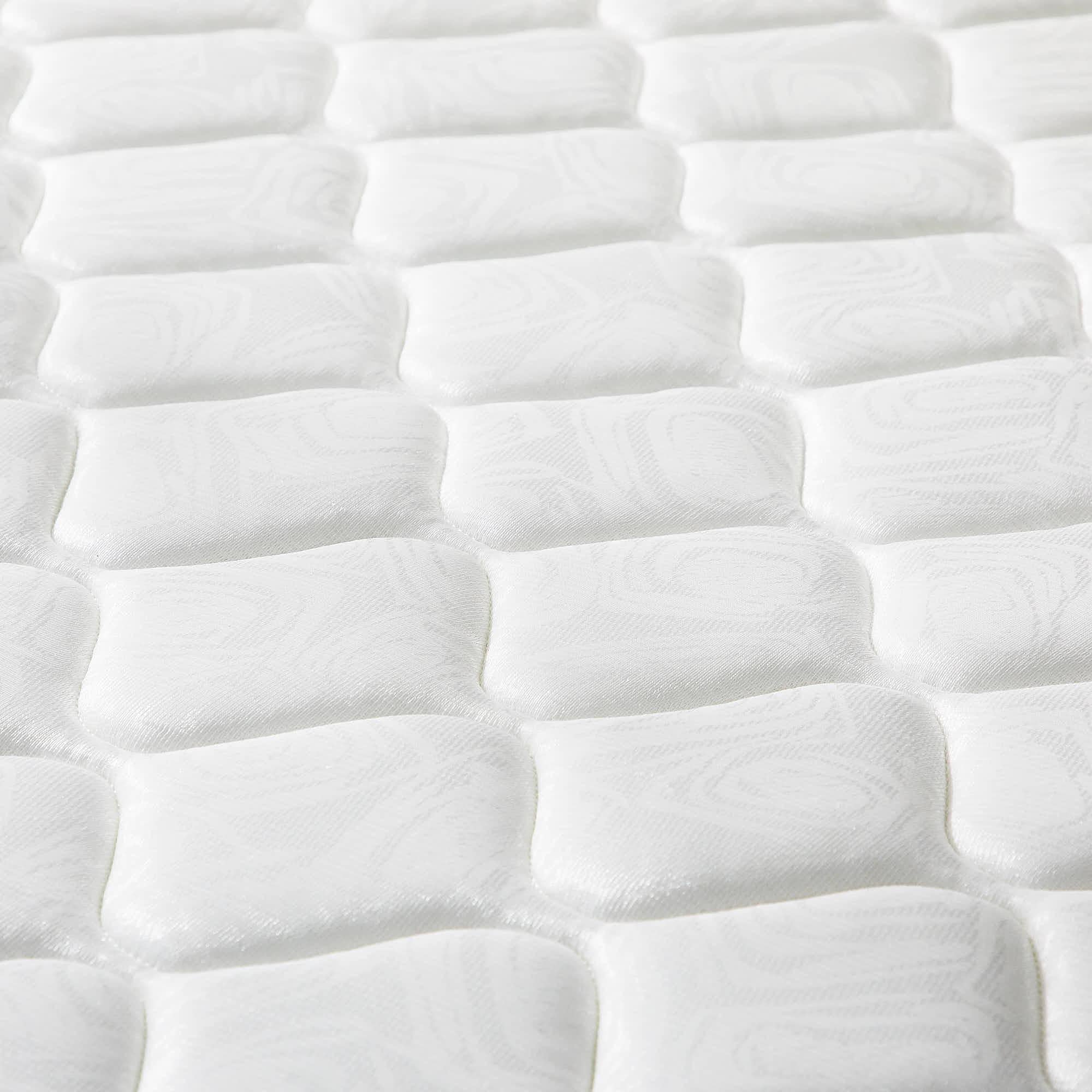 6 Innerspring Coil Mattress. Twin