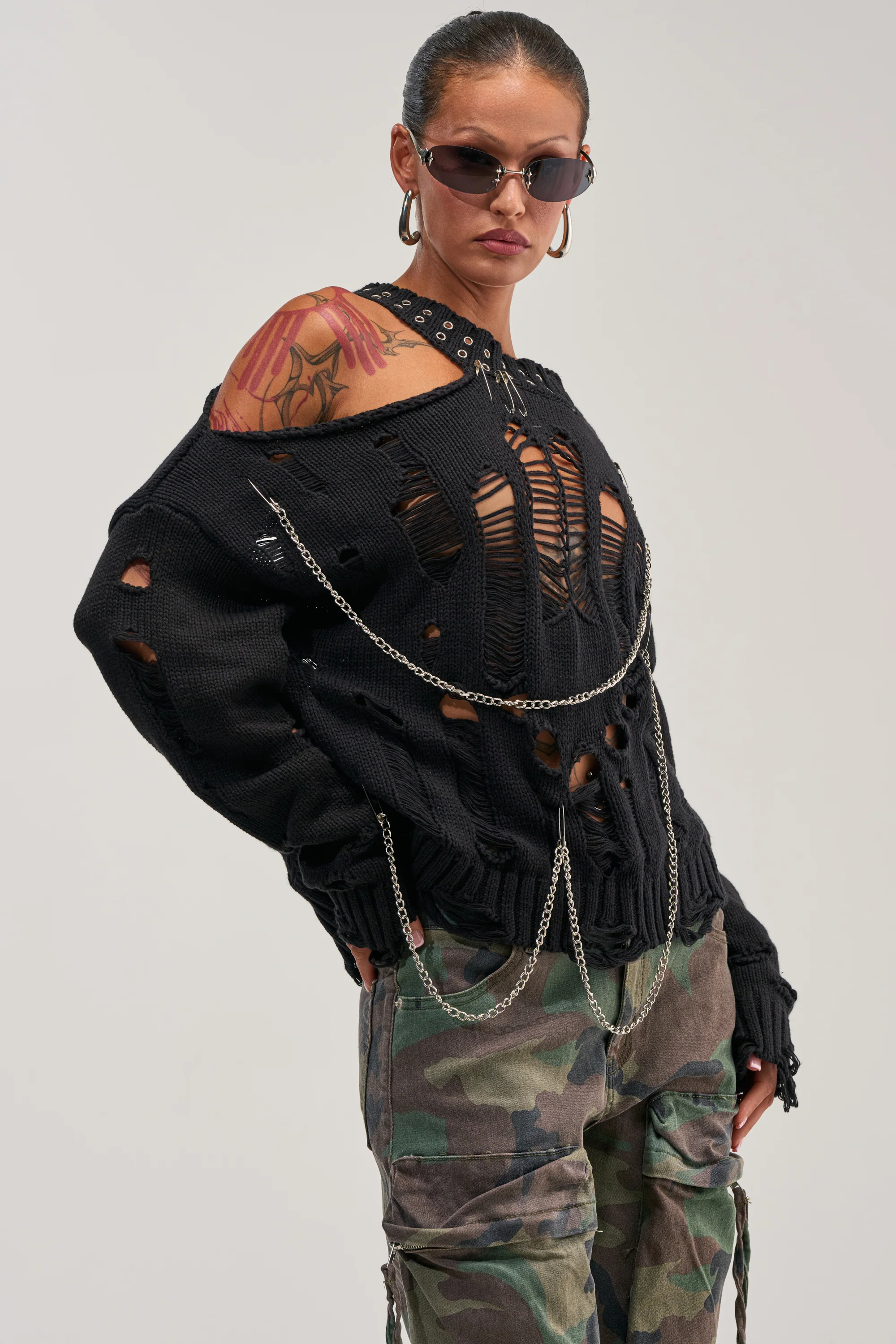 CHOPPED UP DISTRESSED SWEATER - Akira Store