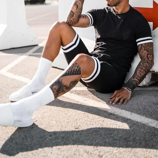 Costume deux pièces décontracté et simple à manches courtes pour homme