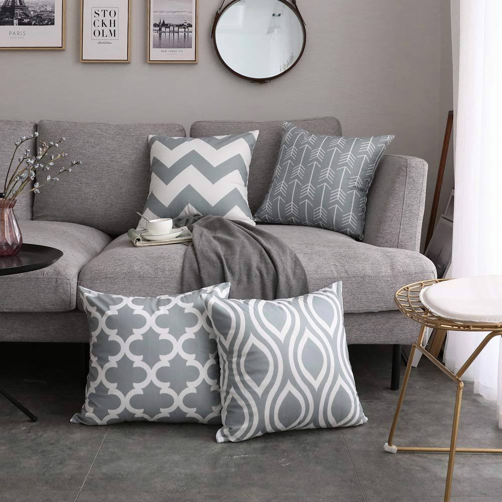 FanHomcy Accent Decorative Throw Pillow Cases Soft Microfiber Outdoor Throw Pillow Covers 18 x 18 for Couch Bedroom, Set of 4, Grey Quatrefoil Arrow