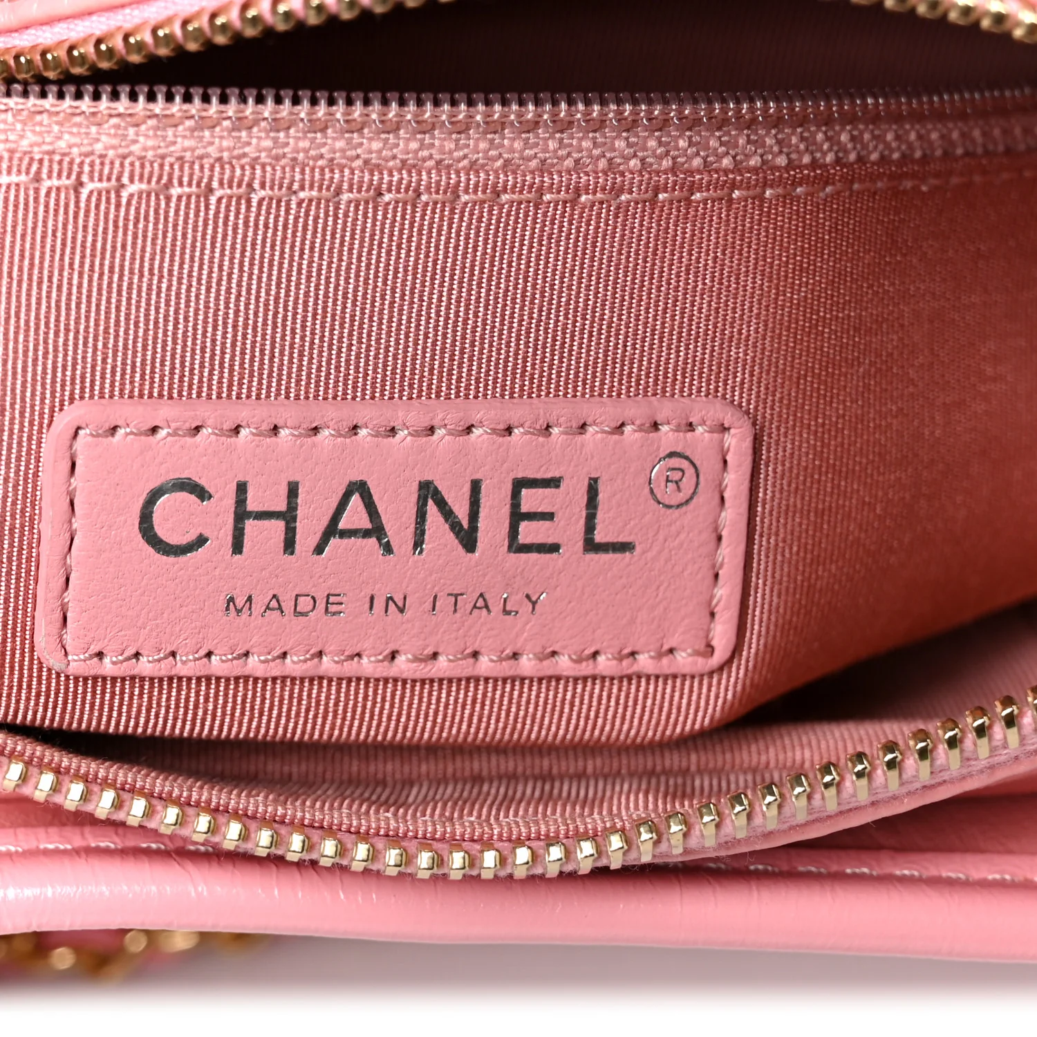 Aged Calfskin Quilted Small Gabrielle Hobo Pink