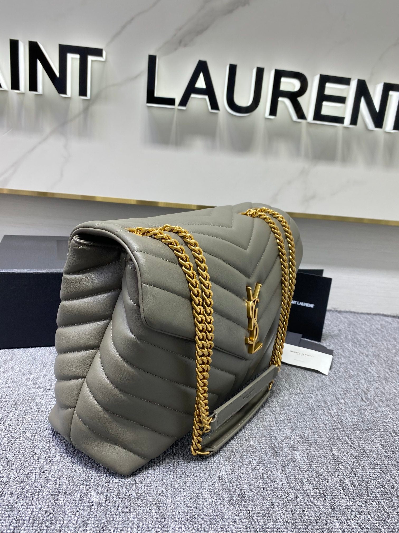 Y Loulou Medium Chain Bag In Y Leather