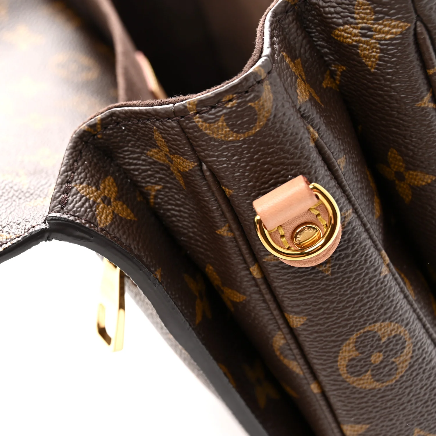 Monogram Pochette Metis