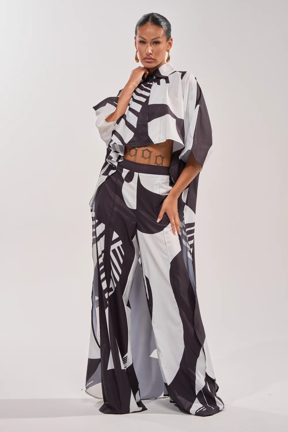 NOIR GODDESS COLLARED CAPE TOP - Akira Store