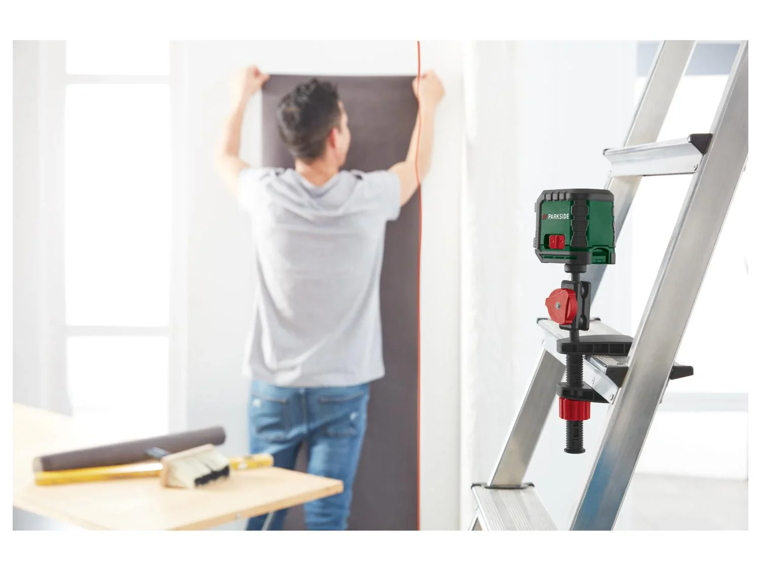 PARKSIDE Tlmtre laser PLEM 20 B6 ou Niveau laser en croix PKLL 7 F7