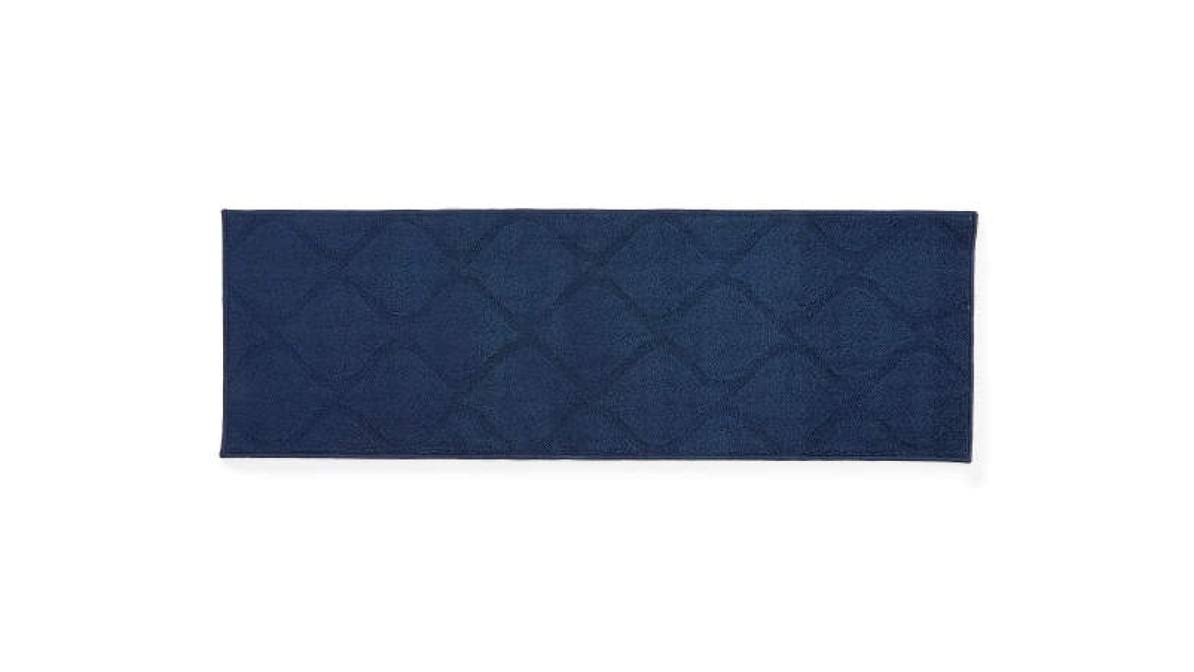 Broyhill 20" x 60" Navy Quatrefoil Runner - Each