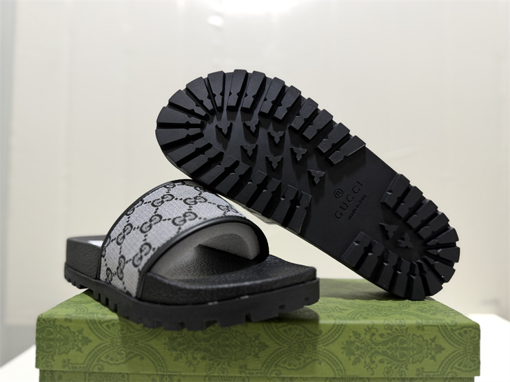 GUCCI Web Striped Strappy Slip-on Sandals