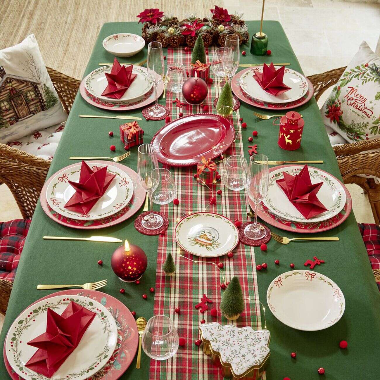 Chemin de table motif tartan rouge et vert 3m