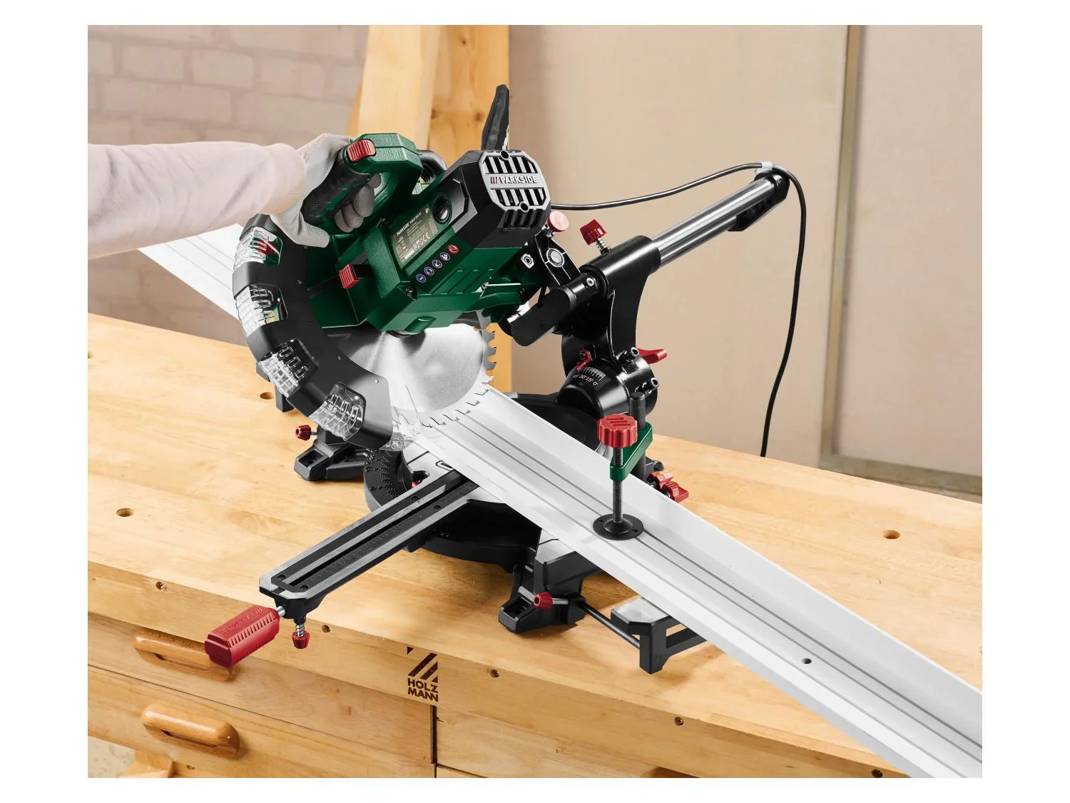PARKSIDE Scie  onglet radiale PZKS 254 A1, 254 mm, 2000 W