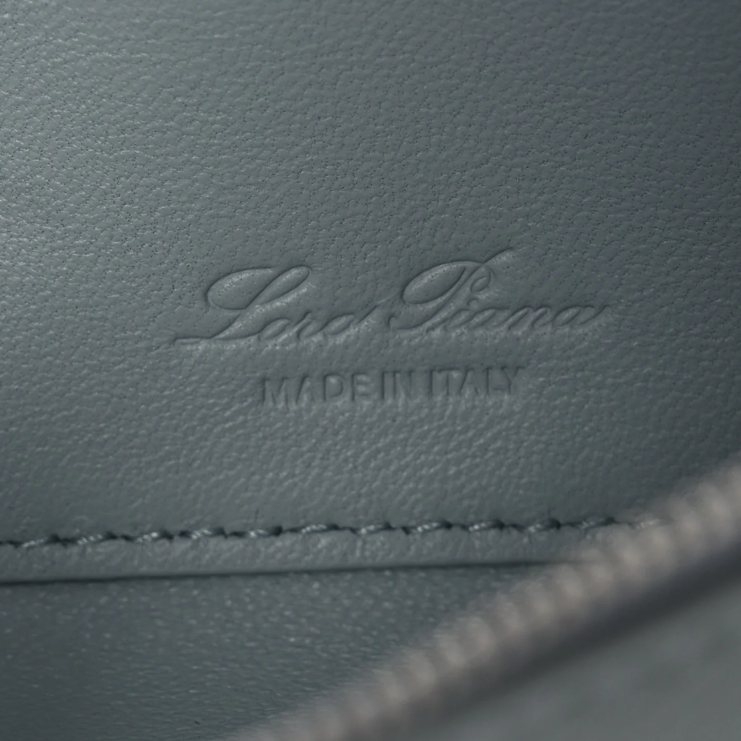 Grained Calfskin Extra Pocket Mini Pouch Minty Breeze